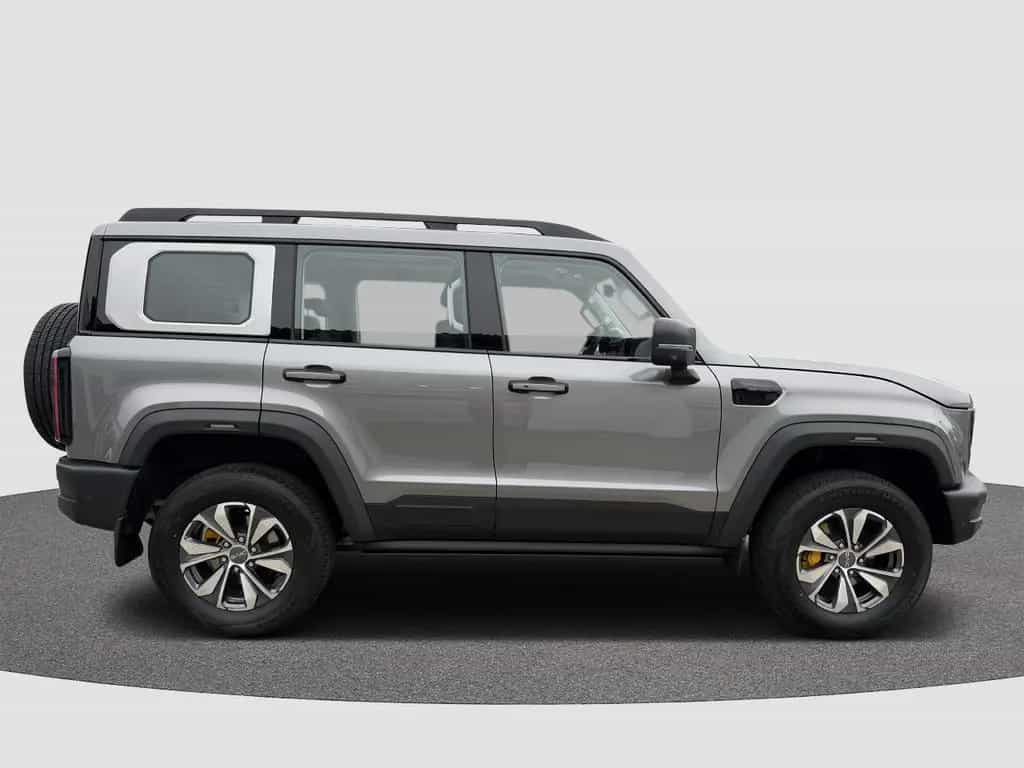 BAIC BJ40 Pro 2.0T Massage PANO LEDER 360° PDC 2,5to null-photo-10