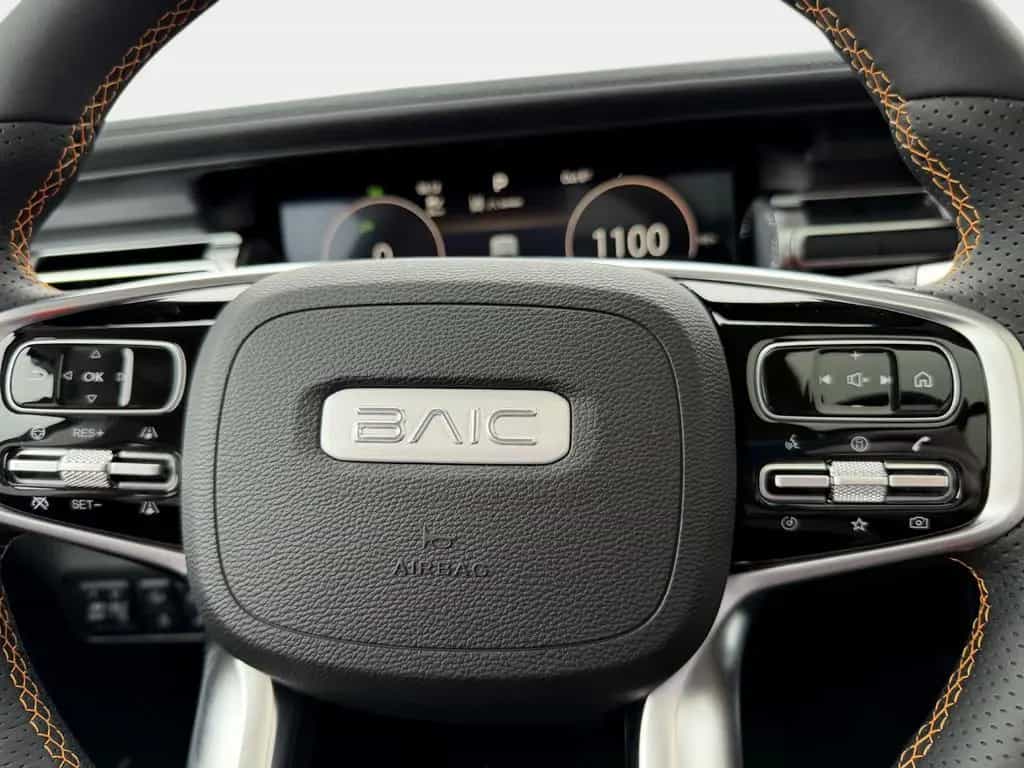 BAIC BJ40 Pro 2.0T Massage PANO LEDER 360° PDC 2,5to null-photo-20