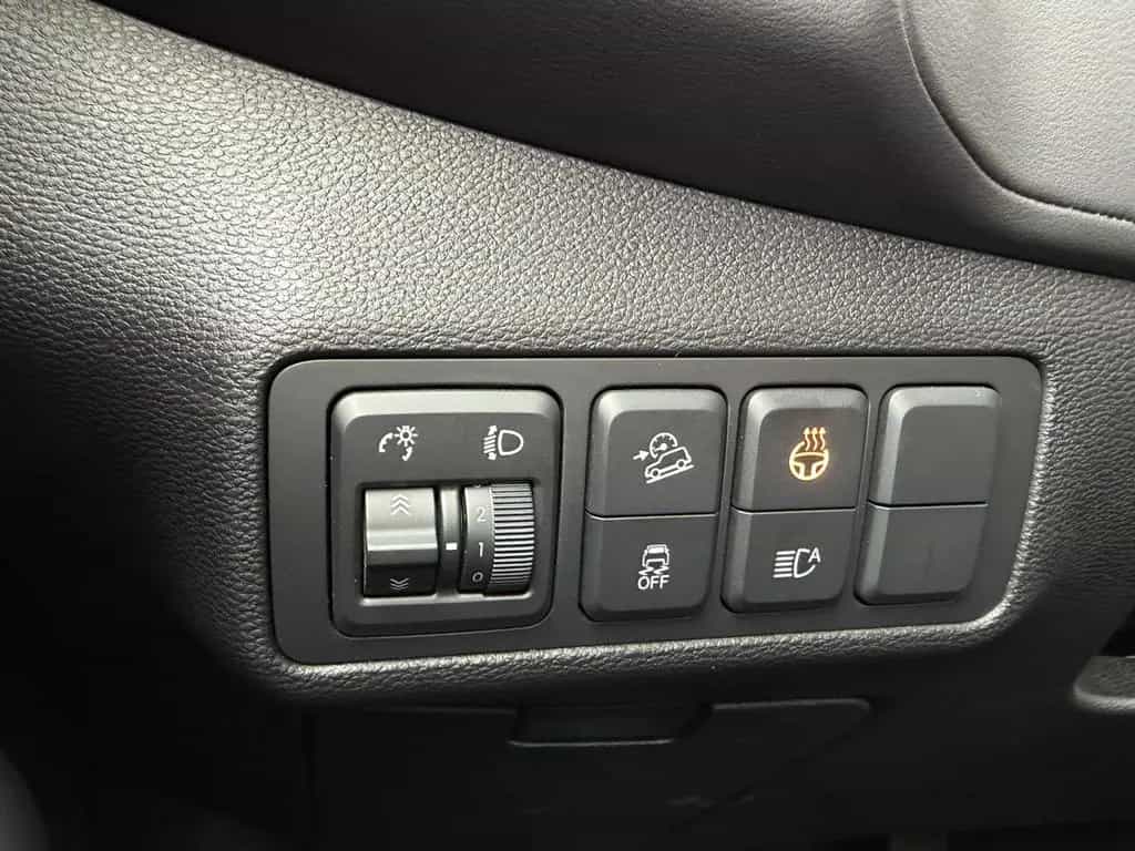 BAIC BJ40 Pro 2.0T Massage PANO LEDER 360° PDC 2,5to null-photo-24