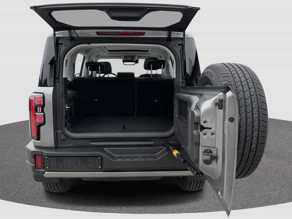 BAIC BJ40 Pro 2.0T Massage PANO LEDER 360° PDC 2,5to null-photo-37