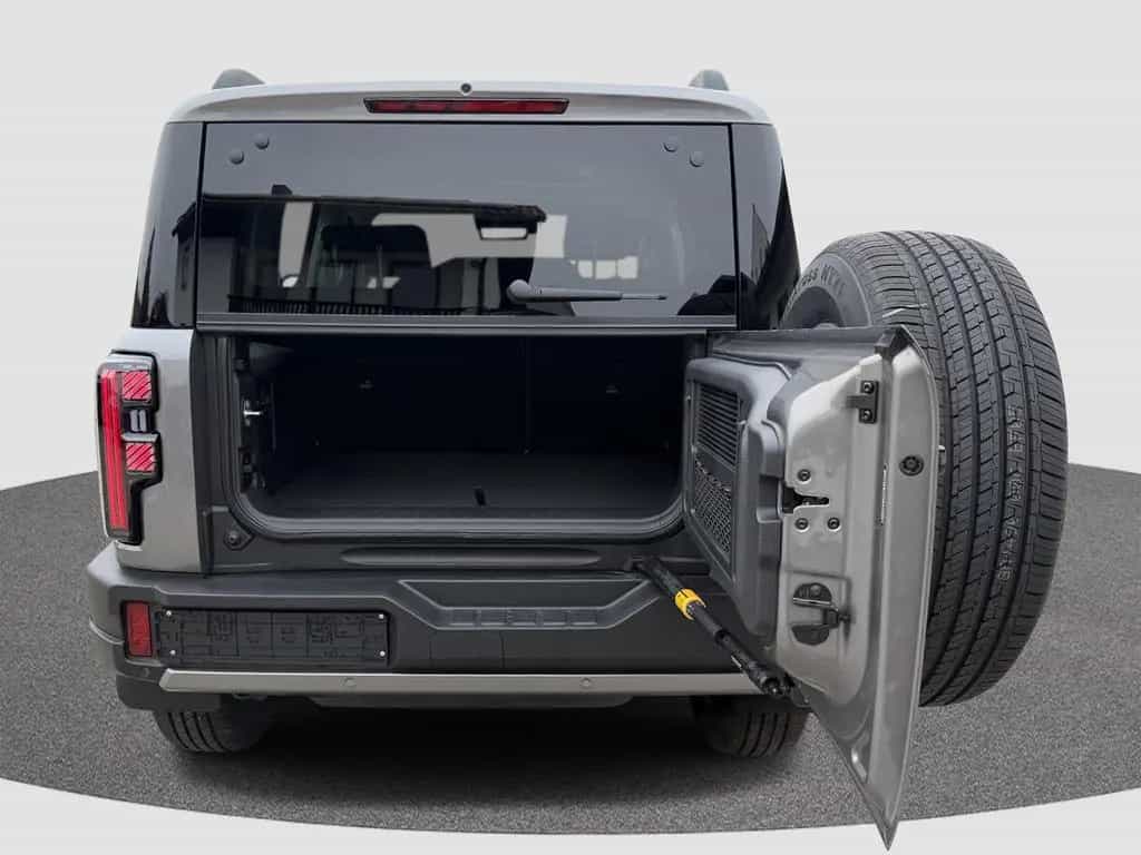 BAIC BJ40 Pro 2.0T Massage PANO LEDER 360° PDC 2,5to null-photo-38