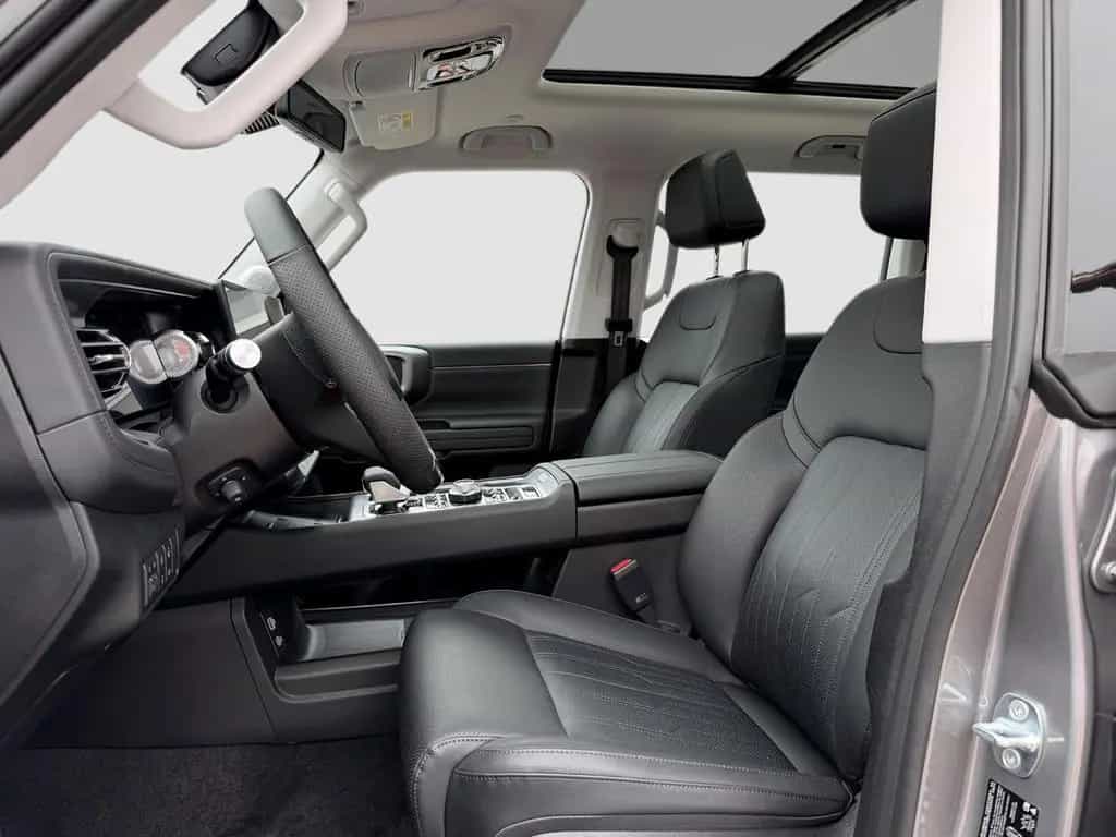 BAIC BJ40 Pro 2.0T Massage PANO LEDER 360° PDC 2,5to null-photo-4