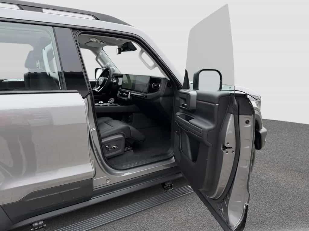 BAIC BJ40 Pro 2.0T Massage PANO LEDER 360° PDC 2,5to null-photo-42
