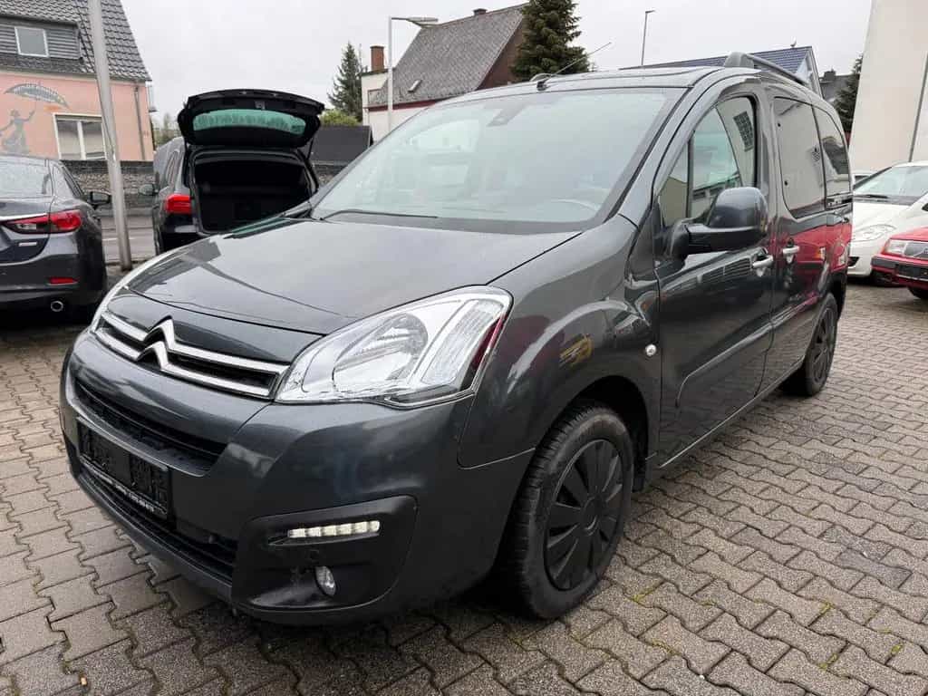 Citroën Berlingo Selection, Tüv, 1. Hand, Klima 02/2017-photo-0