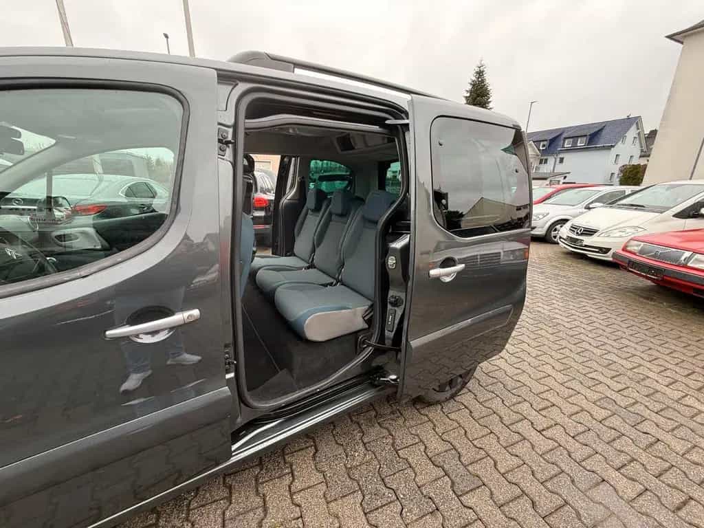 Citroën Berlingo Selection, Tüv, 1. Hand, Klima 02/2017-photo-11