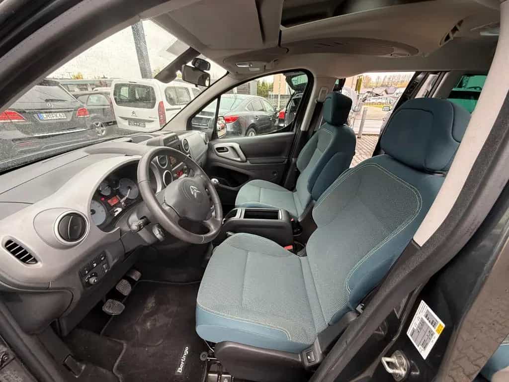 Citroën Berlingo Selection, Tüv, 1. Hand, Klima 02/2017-photo-4