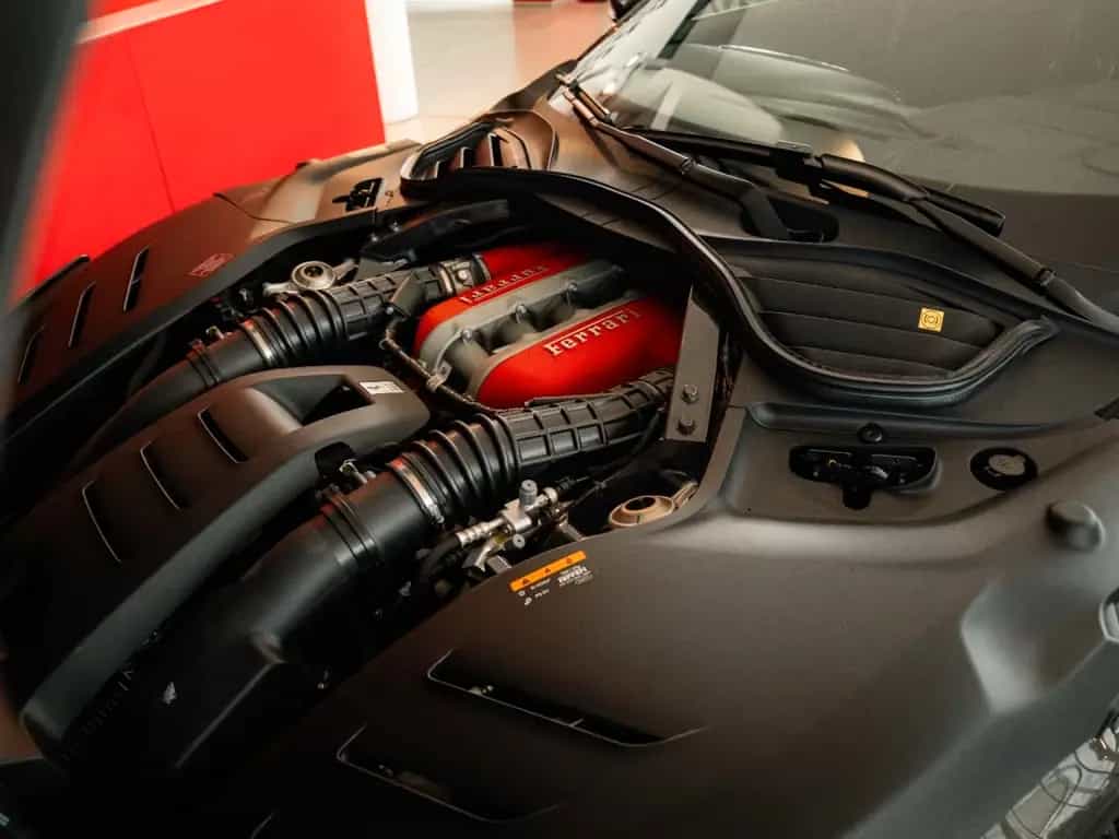 Ferrari Purosangue Massagesitz*Panoramadach*Burmester 03/2024-photo-16