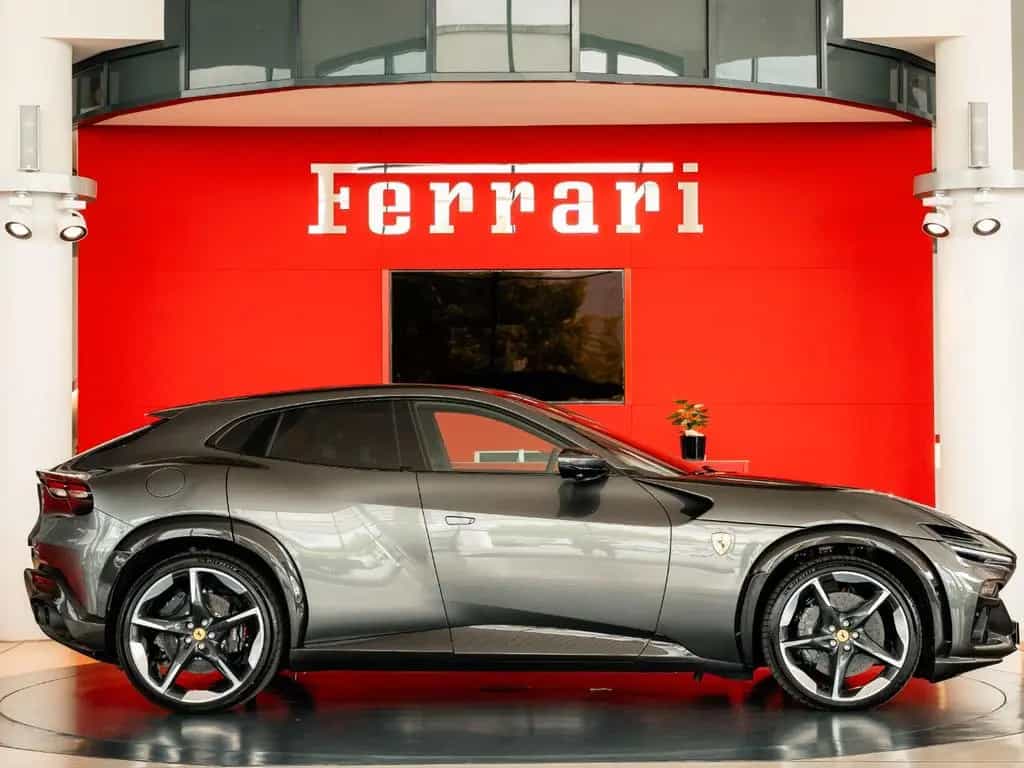 Ferrari Purosangue Massagesitz*Panoramadach*Burmester 03/2024-photo-7