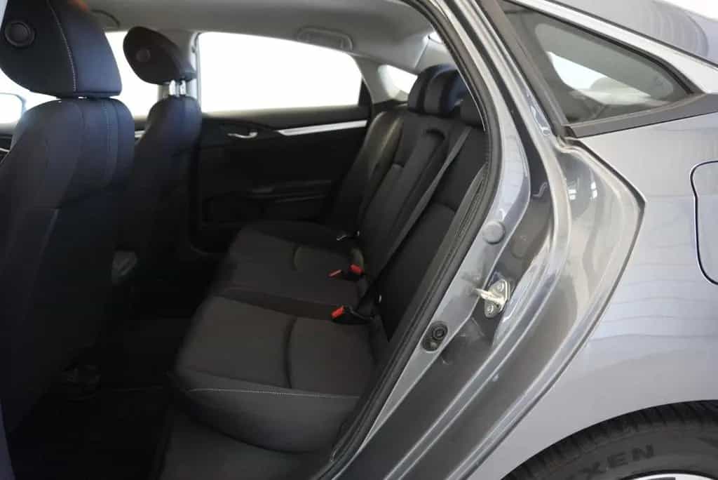 Honda Civic 1,5 VTEC TURBO ELEGANCE 07/2018-photo-15