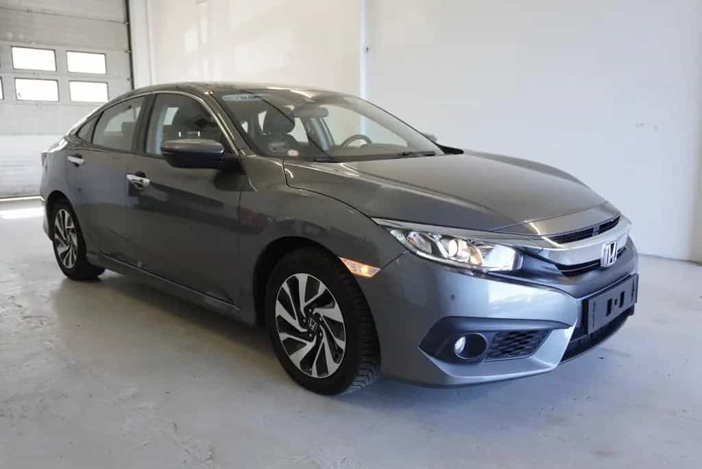 Honda Civic 1,5 VTEC TURBO ELEGANCE 07/2018-photo-3