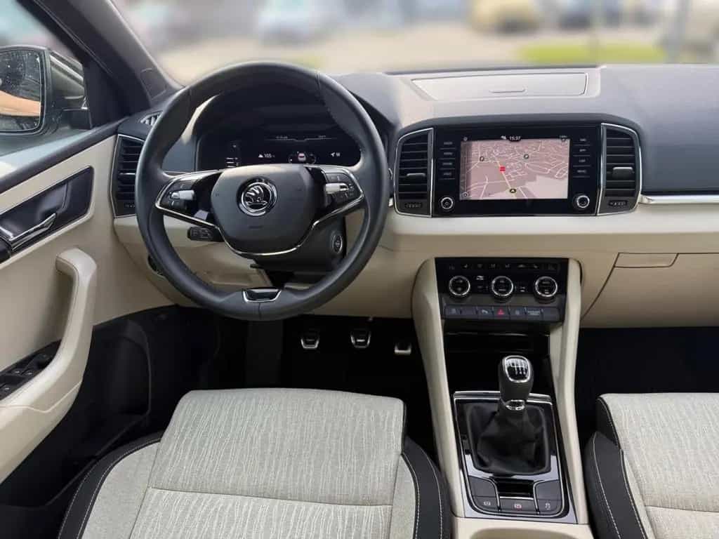 Skoda Karoq Style 1.5 TSI AHK Leder El. Heckklappe App 06/2021-photo-15