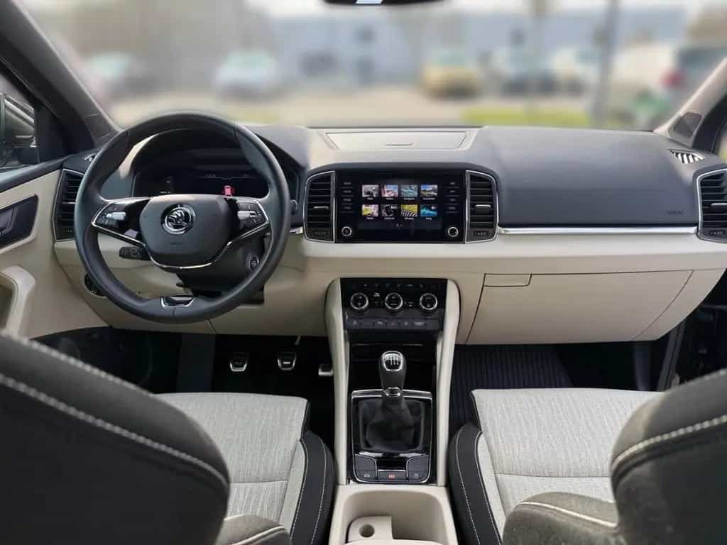 Skoda Karoq Style 1.5 TSI AHK Leder El. Heckklappe App 06/2021-photo-19