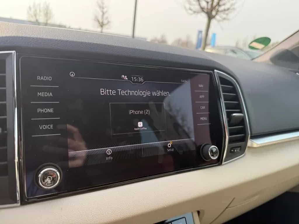 Skoda Karoq Style 1.5 TSI AHK Leder El. Heckklappe App 06/2021-photo-32