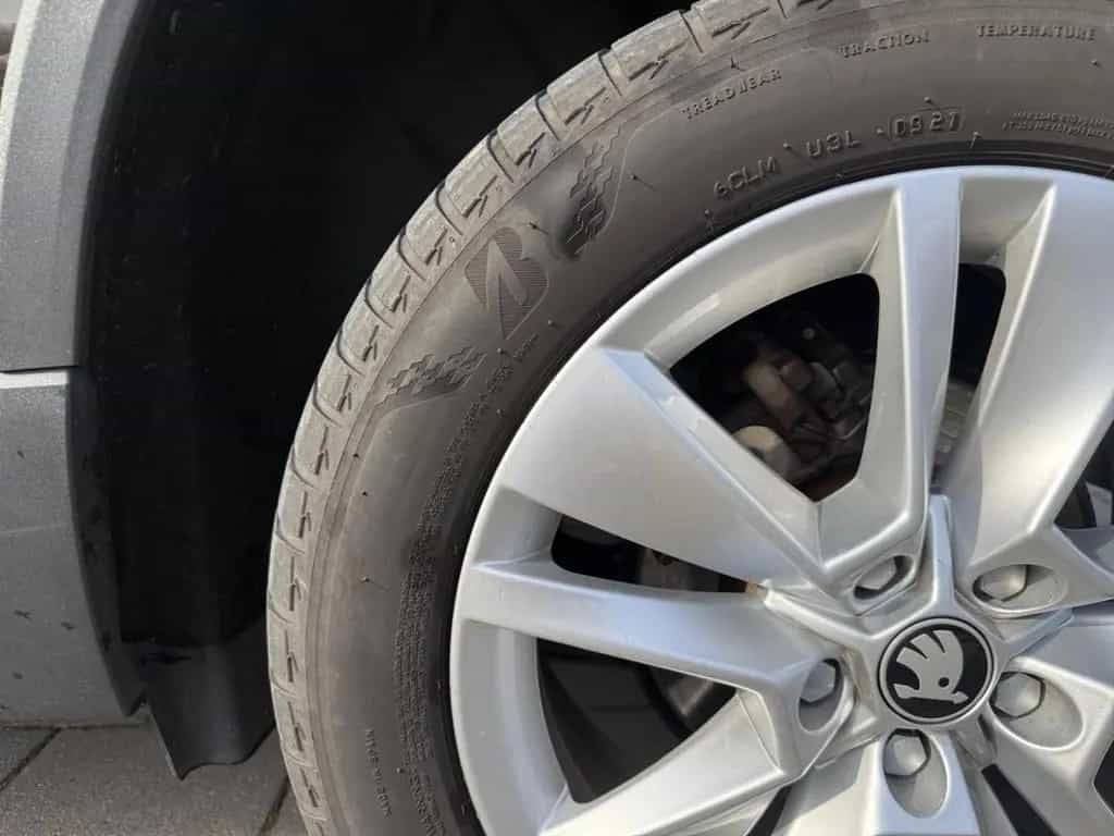 Skoda Karoq Style 1.5 TSI AHK Leder El. Heckklappe App 06/2021-photo-8