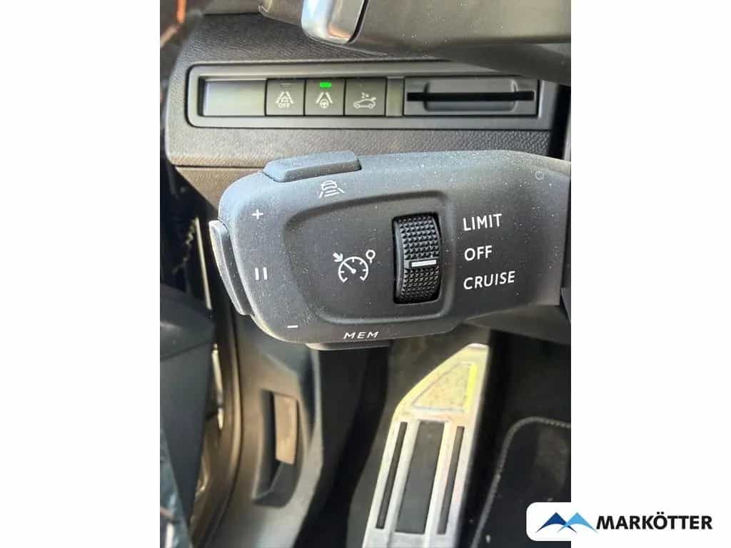 Peugeot 3008 GT Hybrid 136 ACC/BLIS/360/SHZ/AHK 01/2024-photo-19