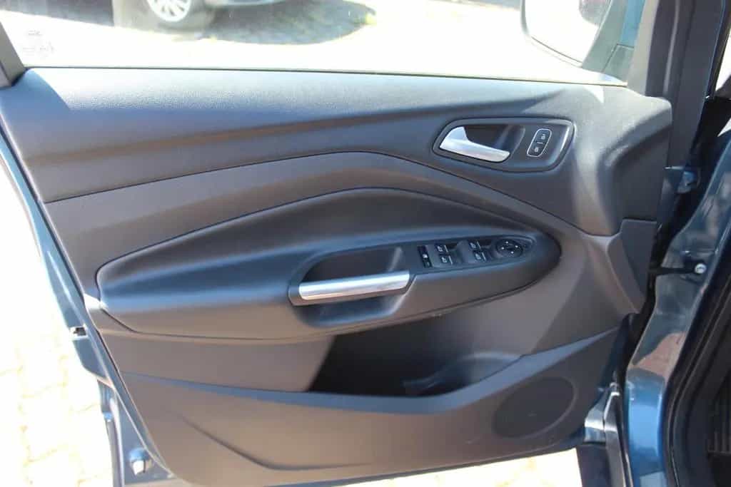 Ford Kuga ST-Line 09/2019-photo-4