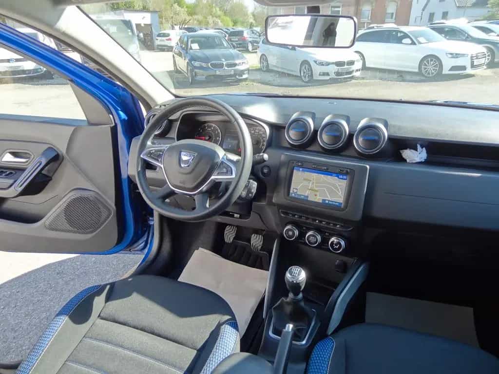 Dacia Duster II Celebration/4x4/1.Hd/Navi/Kamera 09/2020-photo-17