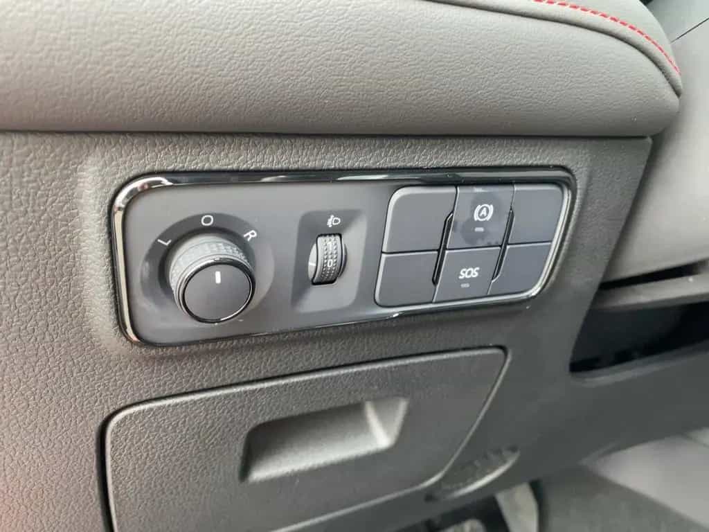 Maxus T60 MAX LUXURY AHK*ACC*Kamera*LED*SHZ*Leder*Appl null-photo-7