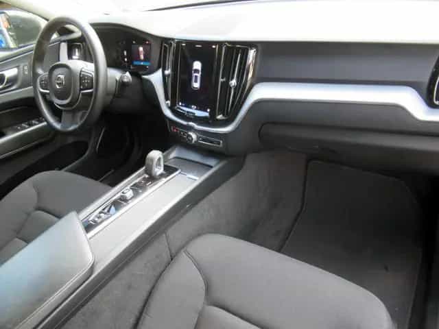 Volvo XC60 B4D Momentum Pro Aut Navi/PDC/LED/Virt 02/2022-photo-5