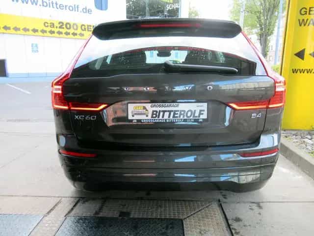 Volvo XC60 B4D Momentum Pro Aut Navi/PDC/LED/Virt 02/2022-photo-8