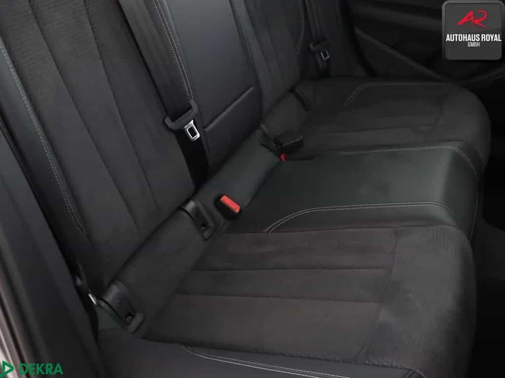 Audi A4 AVANT 40 TFSI qu S LINE PANO,MATRIX,360GRAD 02/2023-photo-11