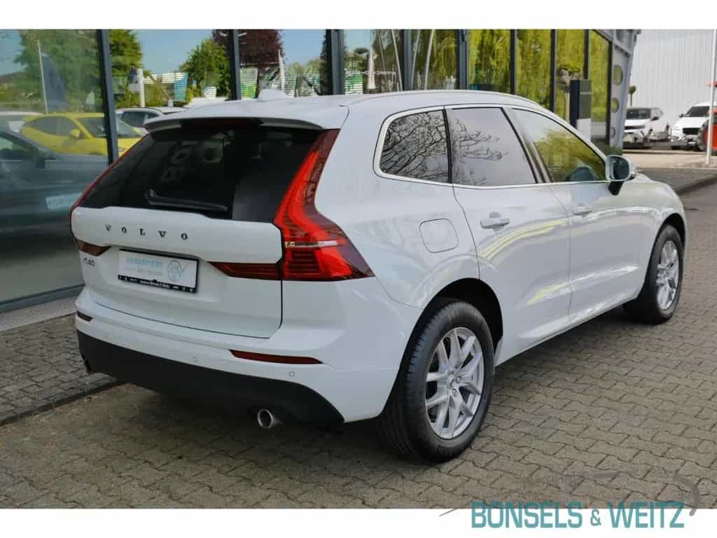 Volvo XC60 B4 MOMENTUM PRO DIESEL AWD AUTOMATIK Navi L 01/2021-photo-2