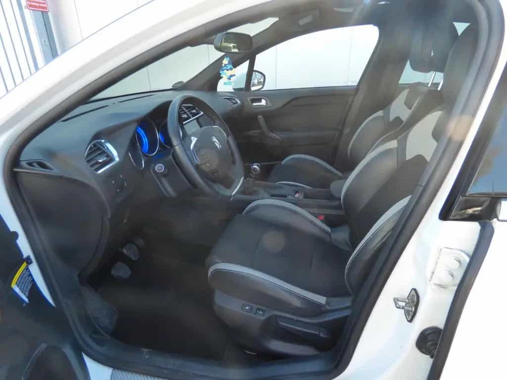 DS Automobiles DS4 Navi Sitzheizung Massagesitze Totewinklelass 02/2015-photo-12