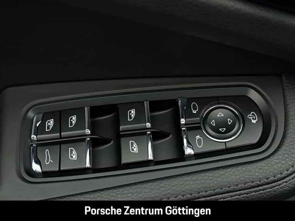 Porsche Macan S Luftfederung PASM Rückfahrkamera BOSE 12/2023-photo-14