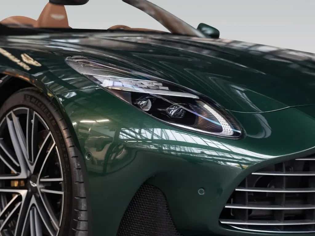 Aston Martin DB12 Volante | Q - Options | Jewellery Pack 04/2025-photo-17
