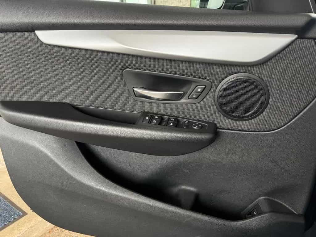 BMW 2 Series 220i GRAN TOURER ADVANTAGE PANO NAVI PDC KLIMA 08/2018-photo-21