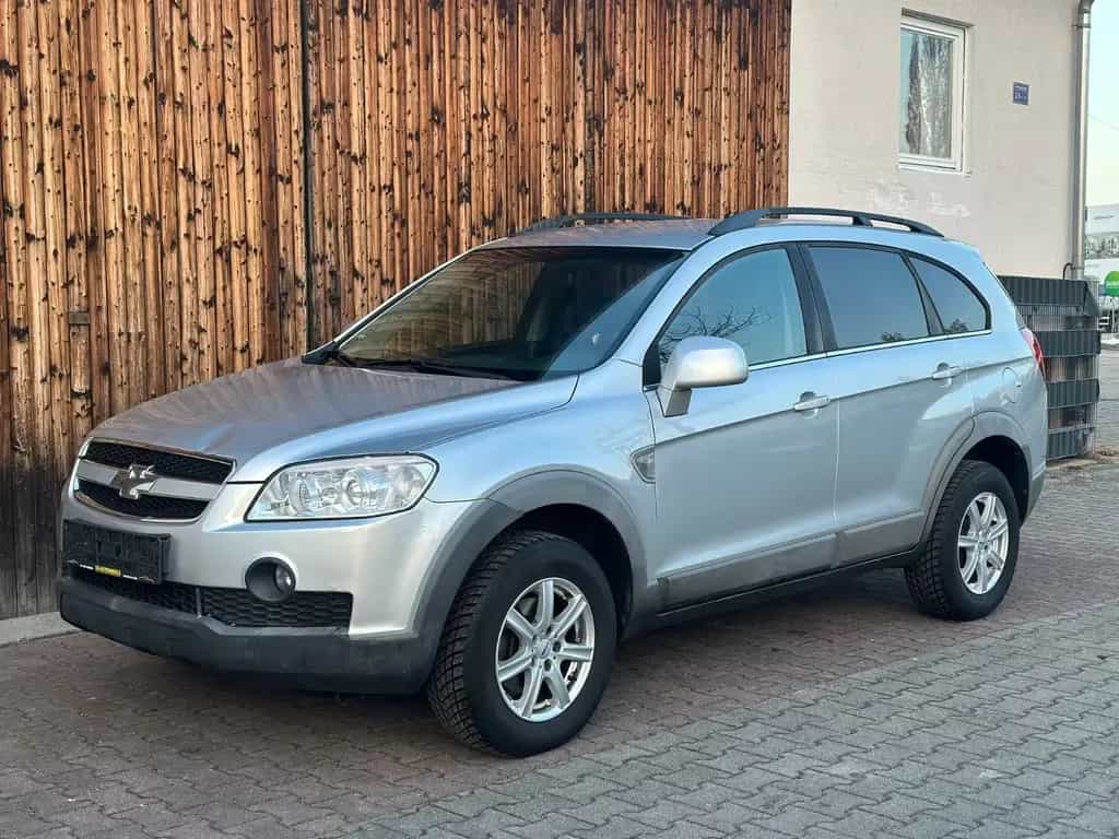 Chevrolet Captiva 2.0 D LS//   7 Sitze //GARANTIE  // 02/2011-photo-0