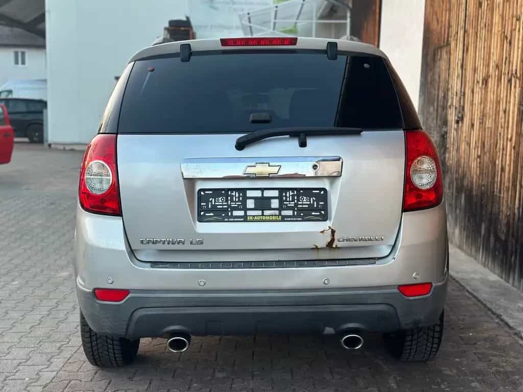 Chevrolet Captiva 2.0 D LS//   7 Sitze //GARANTIE  // 02/2011-photo-7