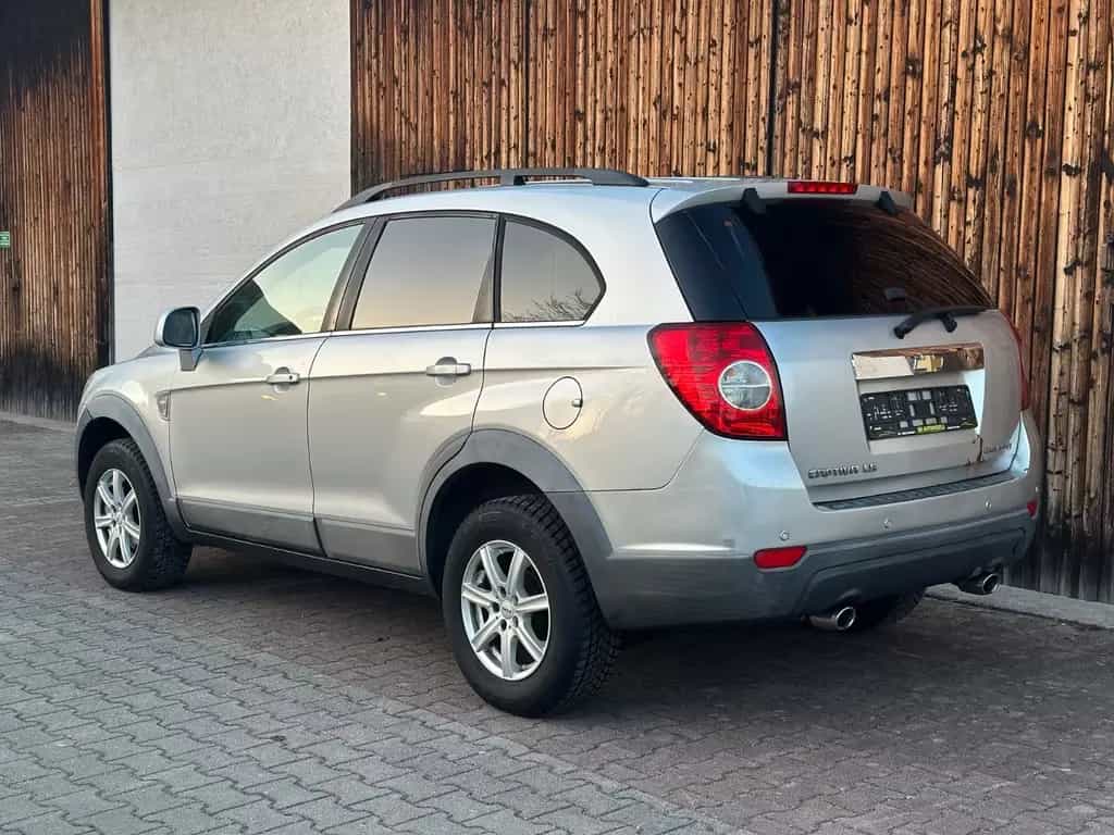 Chevrolet Captiva 2.0 D LS//   7 Sitze //GARANTIE  // 02/2011-photo-9