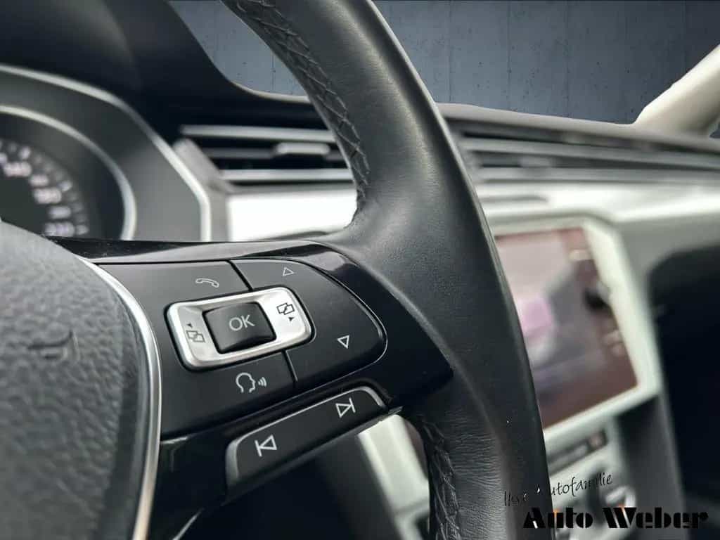 Volkswagen Passat Variant 1.4TSI Comfortline ACC Navi Shz 04/2018-photo-18