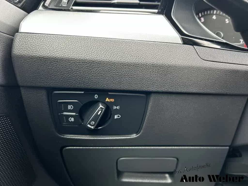 Volkswagen Passat Variant 1.4TSI Comfortline ACC Navi Shz 04/2018-photo-19