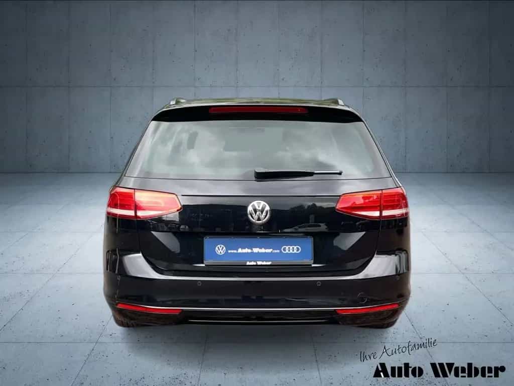 Volkswagen Passat Variant 1.4TSI Comfortline ACC Navi Shz 04/2018-photo-3