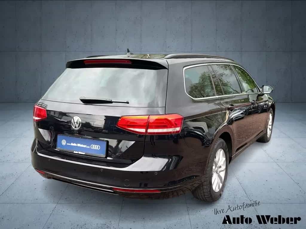 Volkswagen Passat Variant 1.4TSI Comfortline ACC Navi Shz 04/2018-photo-4