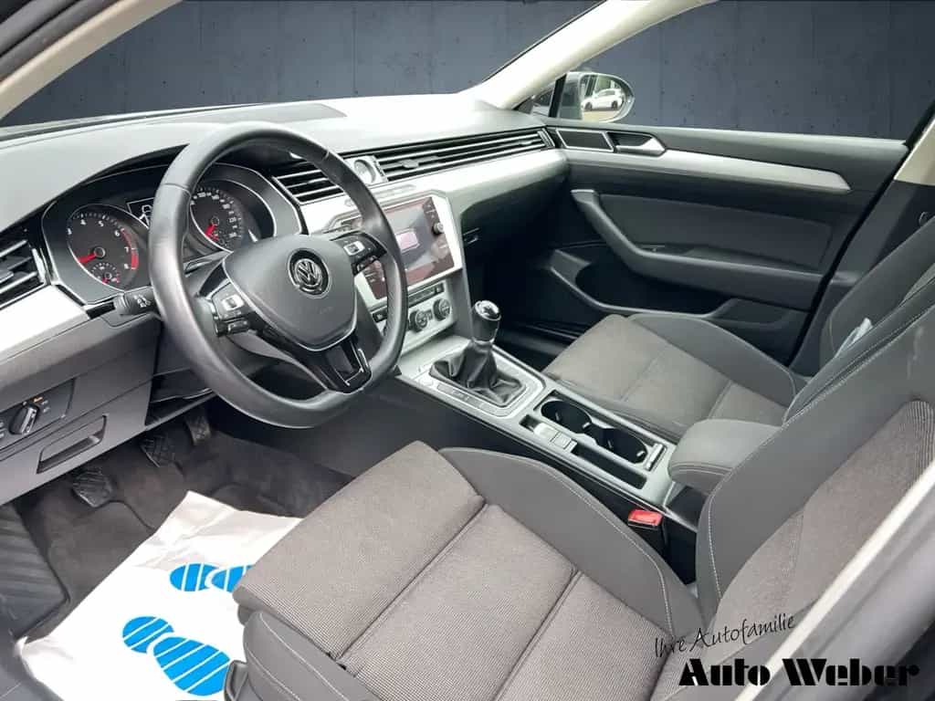Volkswagen Passat Variant 1.4TSI Comfortline ACC Navi Shz 04/2018-photo-8