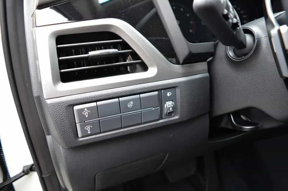 KGM Korando 1.5 T-GDI Nomad+ 4x4 AT *Leder+LED+CAM* null-photo-14