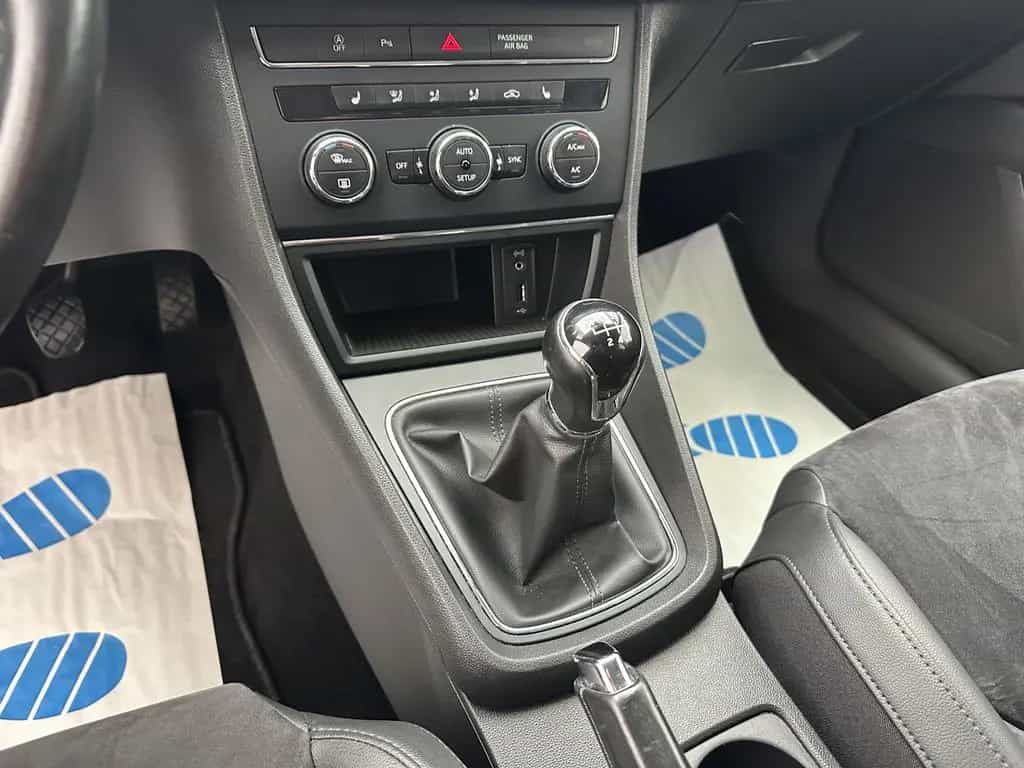 Seat Leon Style "MULTI-SITZH-PDC-ALU-TEMPO" 05/2017-photo-16