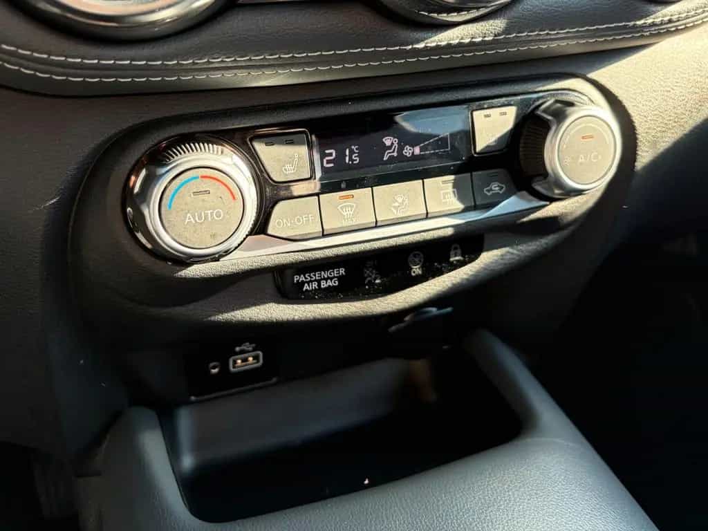 Nissan Juke Tekna 1.0 DIG-T Automatik LED Navi RFK CarP 09/2020-photo-21