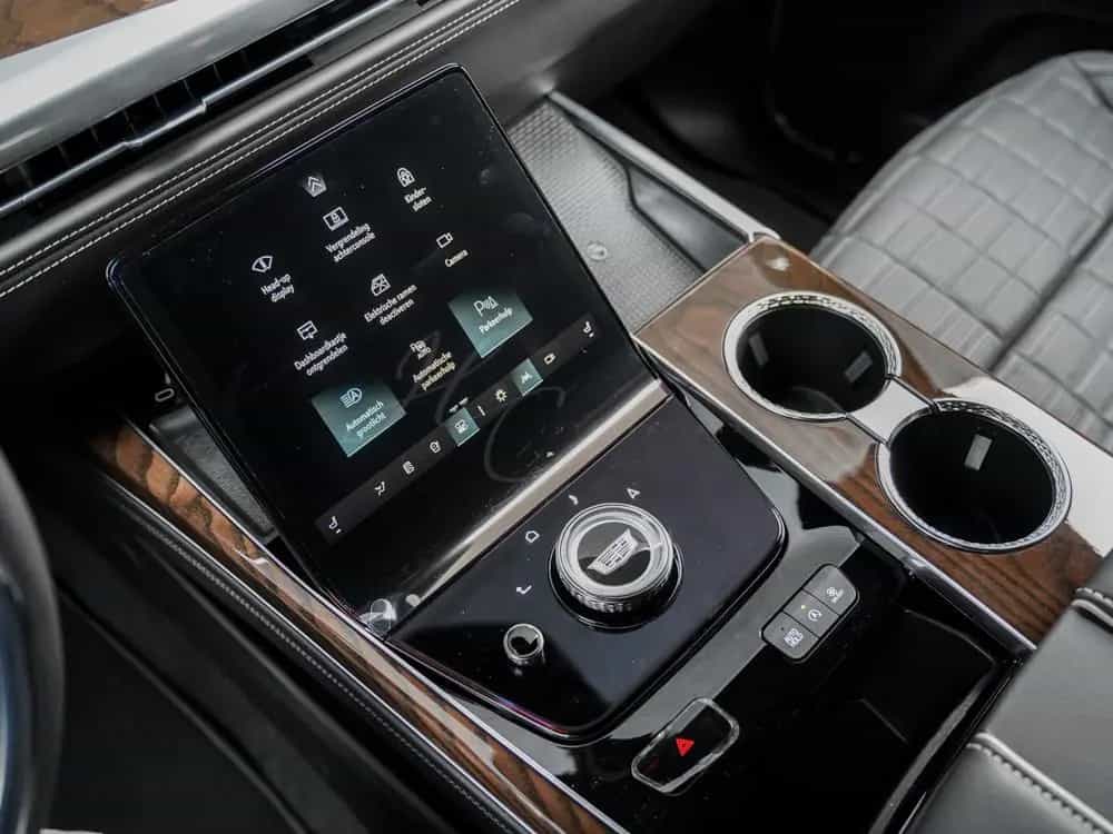 Cadillac 2026 ESV Sport Platinum € 121000 T1 PRICE null-photo-22