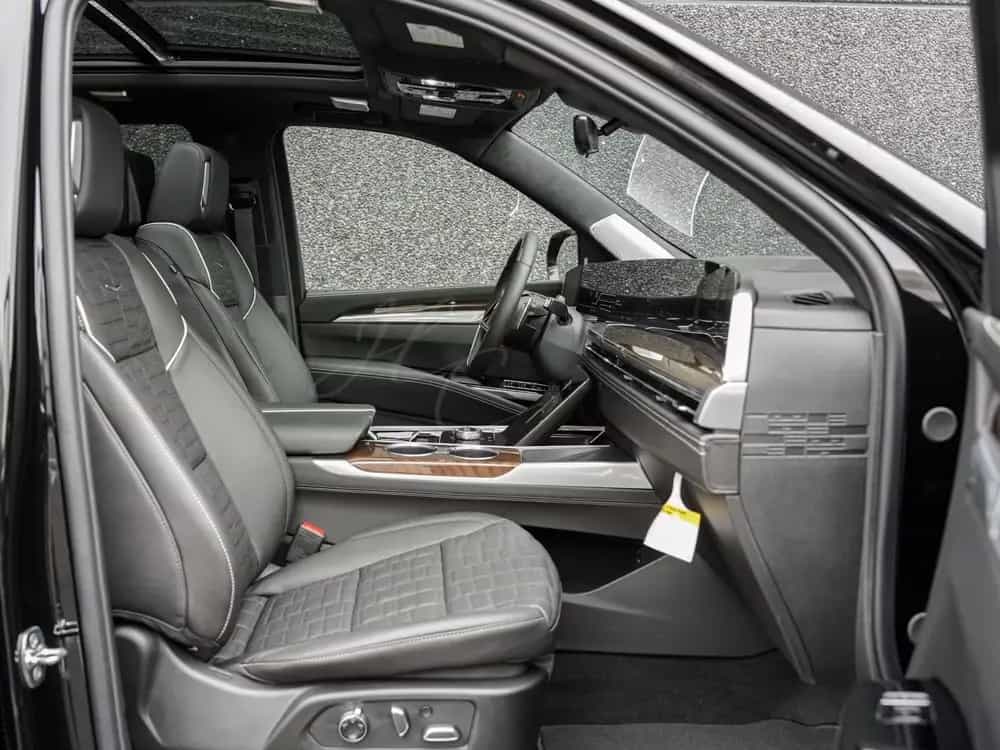 Cadillac 2026 ESV Sport Platinum € 121000 T1 PRICE null-photo-8