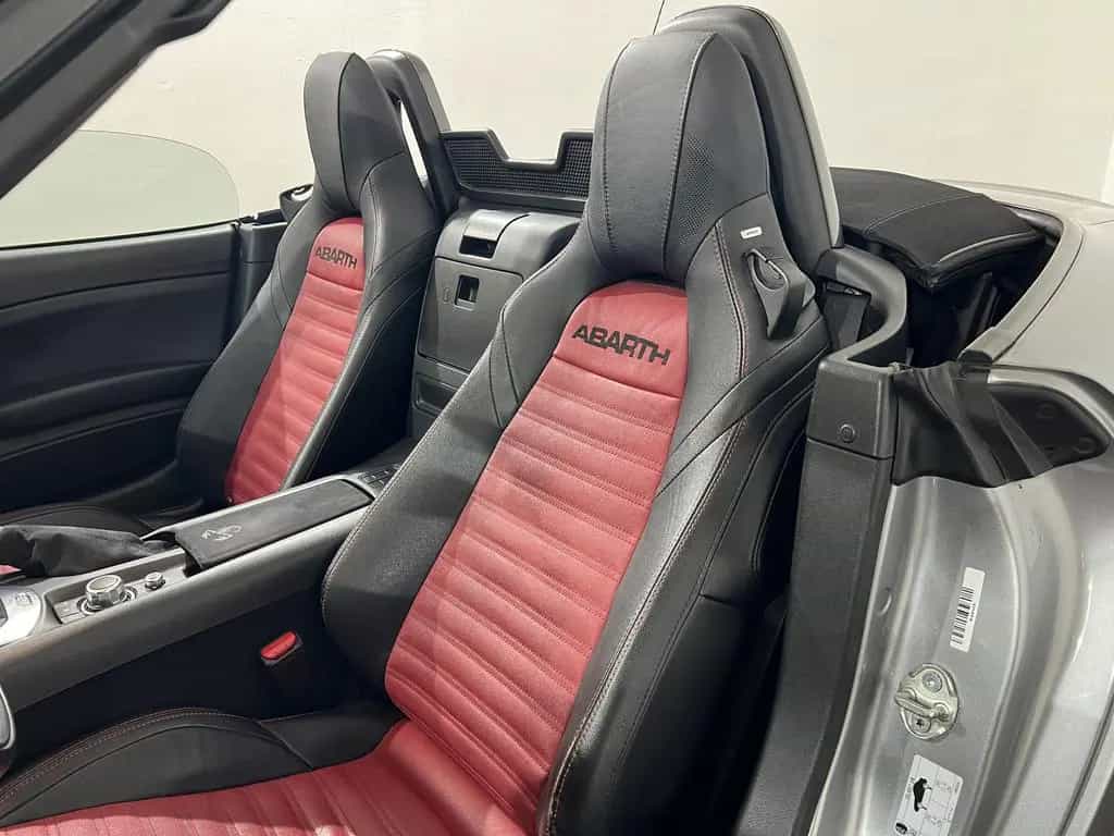 Abarth 124 Spider Automatik *PDC*Bluetooth*Navi*Brembo* 03/2017-photo-14