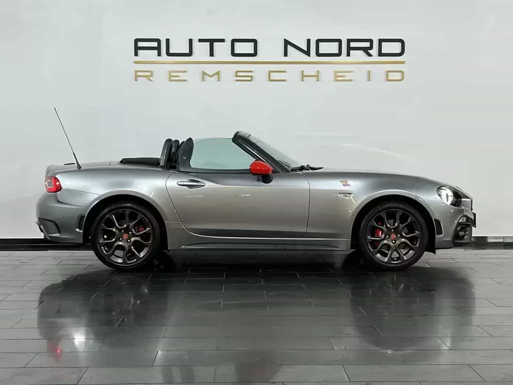 Abarth 124 Spider Automatik *PDC*Bluetooth*Navi*Brembo* 03/2017-photo-3