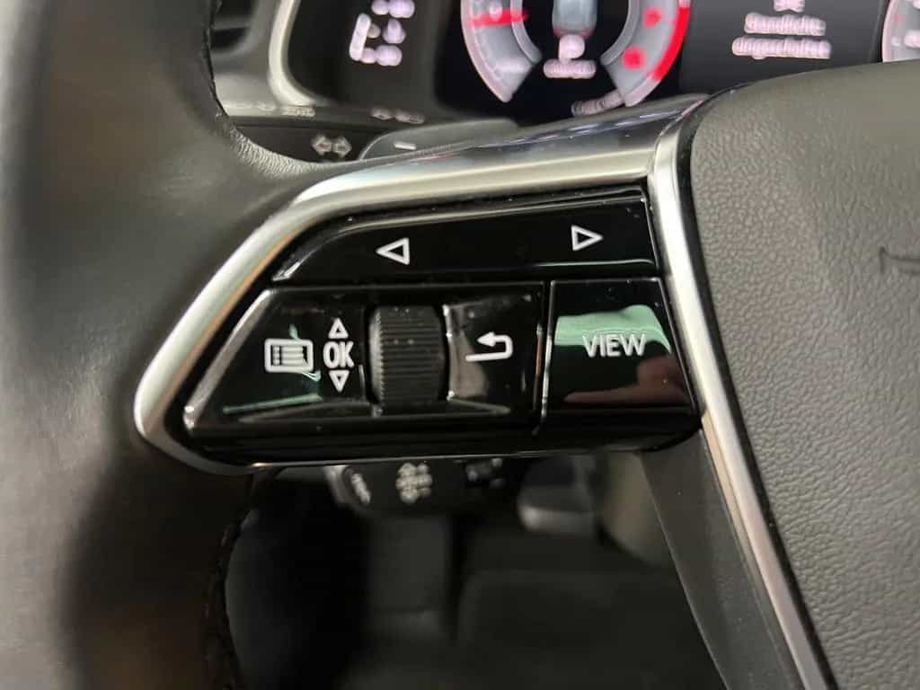 Audi A6 Avant 45 TFSI sport Pano LED LM 19" Navi RFK 03/2022-photo-22