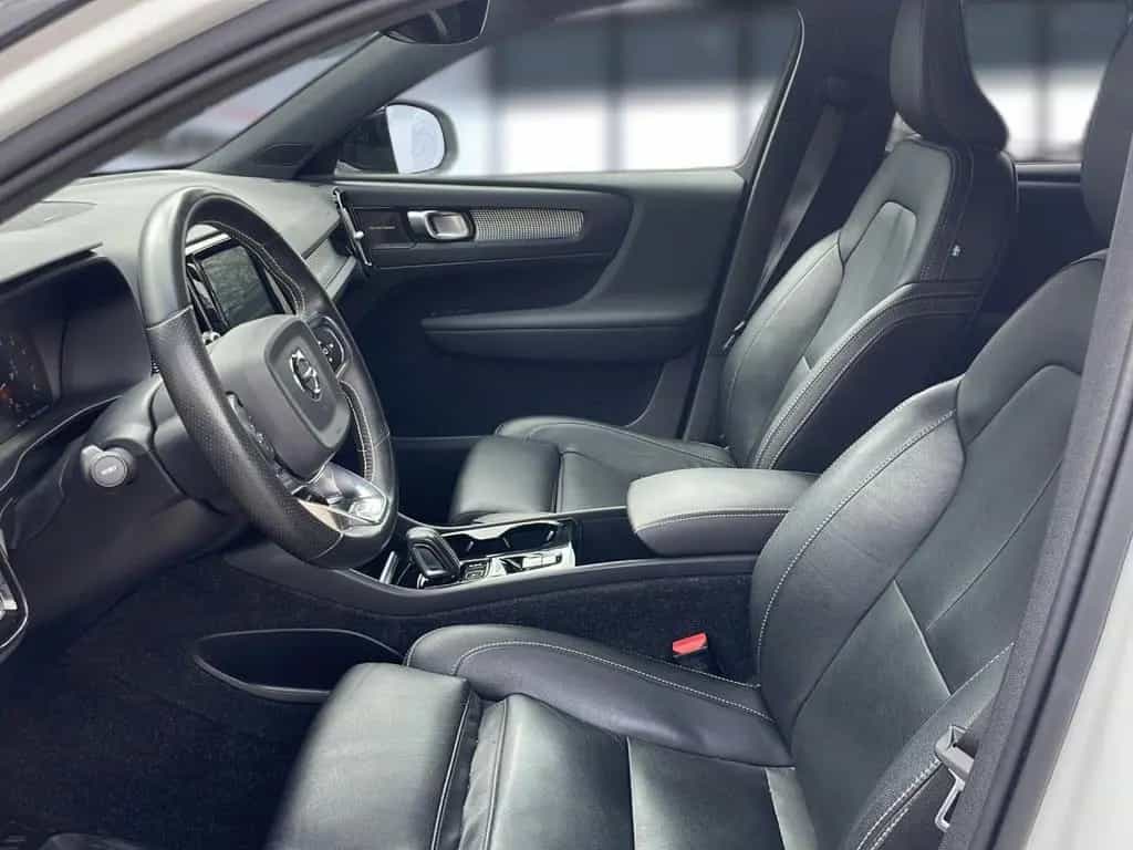 Volvo XC40 XC 40 R Design AWD Bluetooth Navi LED Vollleder 05/2020-photo-7
