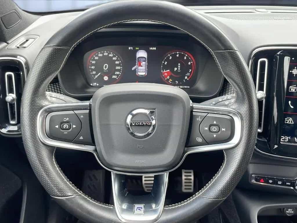 Volvo XC40 XC 40 R Design AWD Bluetooth Navi LED Vollleder 05/2020-photo-9