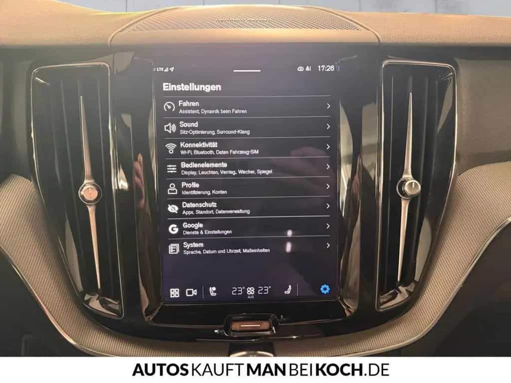 Volvo XC60 B4D 2WD Plus Dark ACC HBeam 360º 4xSHz HK 03/2023-photo-28