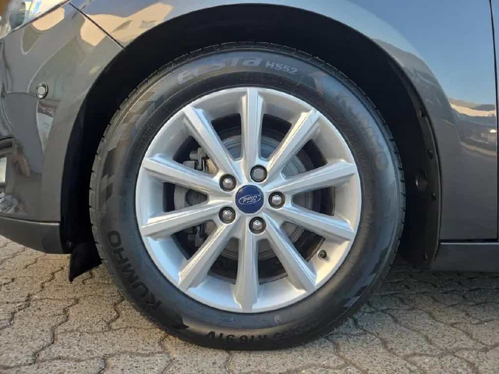 Ford Focus Lim. Titanium,KLIMA,XENON,TEMPO,NAVI,SH 05/2018-photo-13